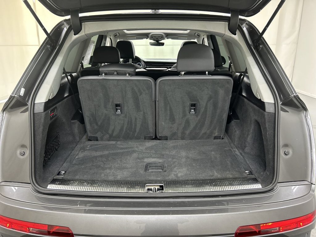 Used 2022 Audi Q7 3.0T Premium AWD/4WD image 23