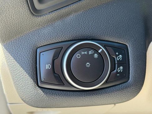 Used 2015 Ford Escape SE AWD/4WD image 31
