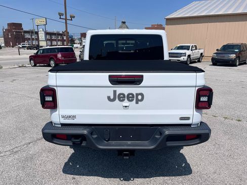 Used 2020 Jeep Gladiator Overland w/ Popular Equipment Package AWD/4WD image 4