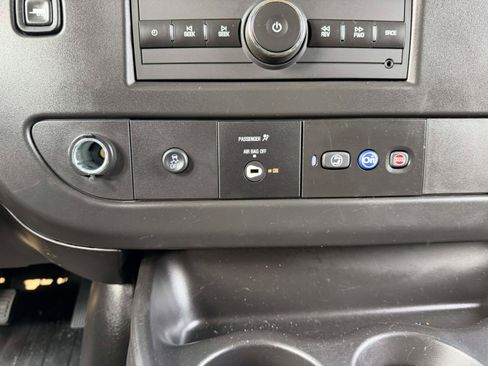 Used 2024 Chevrolet Express 2500 w/ Driver Convenience Package RWD image 21