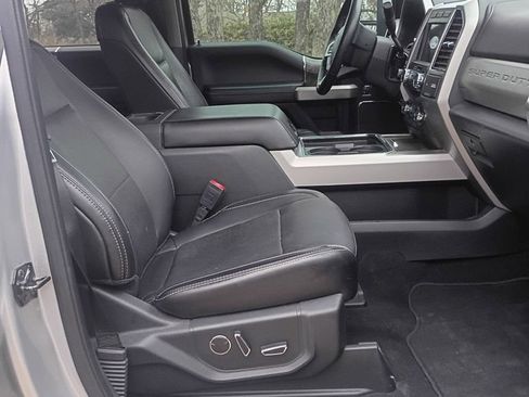 Used 2019 Ford F250 Lariat w/ Lariat Ultimate Package image 20