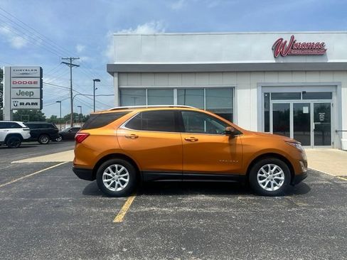Used 2018 Chevrolet Equinox LT w/ Sun & Infotainment Package FWD image 7