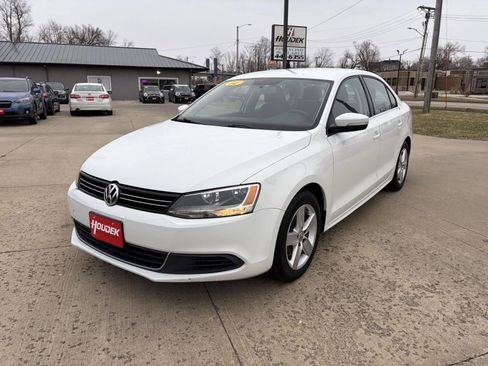 Used 2014 Volkswagen Jetta TDI image 3