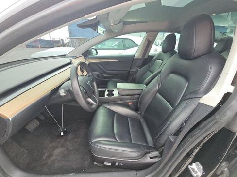 Used 2022 Tesla Model 3 Standard Range RWD image 7