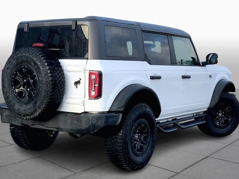 Used 2023 Ford Bronco Wildtrak image 12