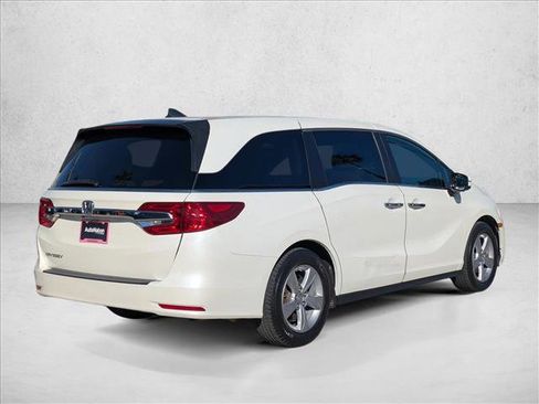 Used 2018 Honda Odyssey EX image 5