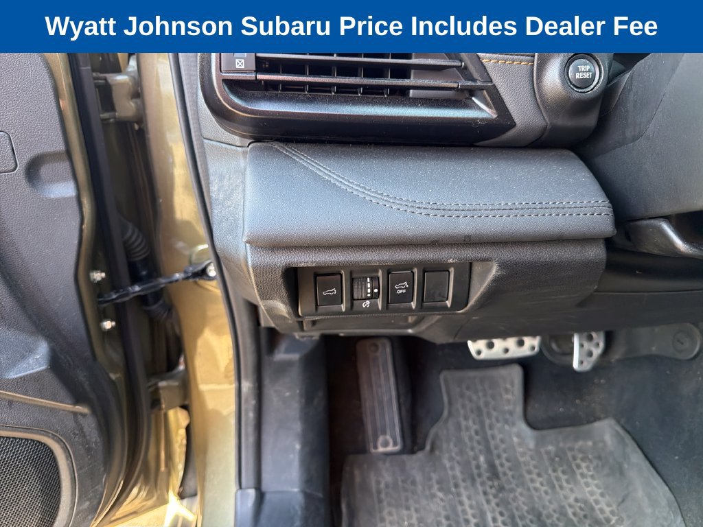 Used 2022 Subaru Outback Wilderness AWD/4WD image 23