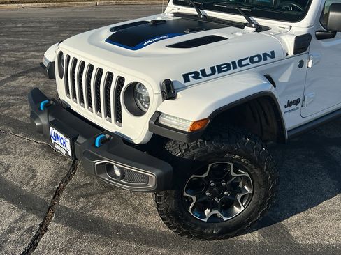Used 2021 Jeep Wrangler Unlimited Rubicon 4xe w/ Cold Weather Group image 8