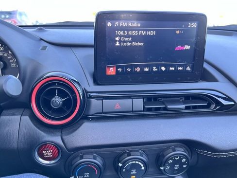 Used 2023 MAZDA MX-5 Miata Club image 11