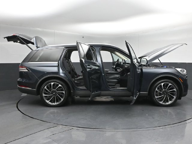 Used 2021 Lincoln Aviator Reserve w/ Equipment Group 202A AWD/4WD image 61