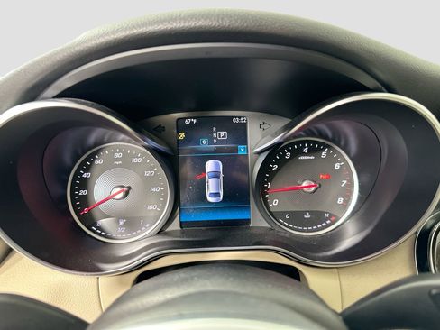 Used 2020 Mercedes-Benz C 300 Sedan image 10