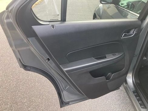 Used 2012 Chevrolet Equinox LT w/ All-Star Package FWD image 31