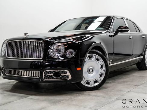 Used 2018 Bentley Mulsanne RWD image 1