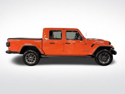Certified 2020 Jeep Gladiator Overland w/ LED Lighting Group image 7