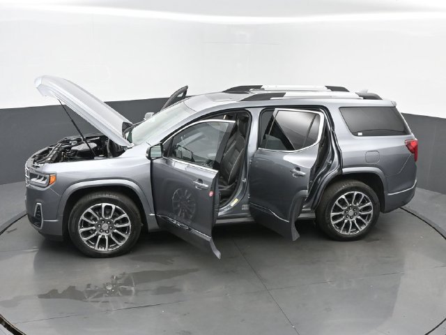 Used 2022 GMC Acadia Denali w/ Denali Ultimate Package AWD/4WD image 64