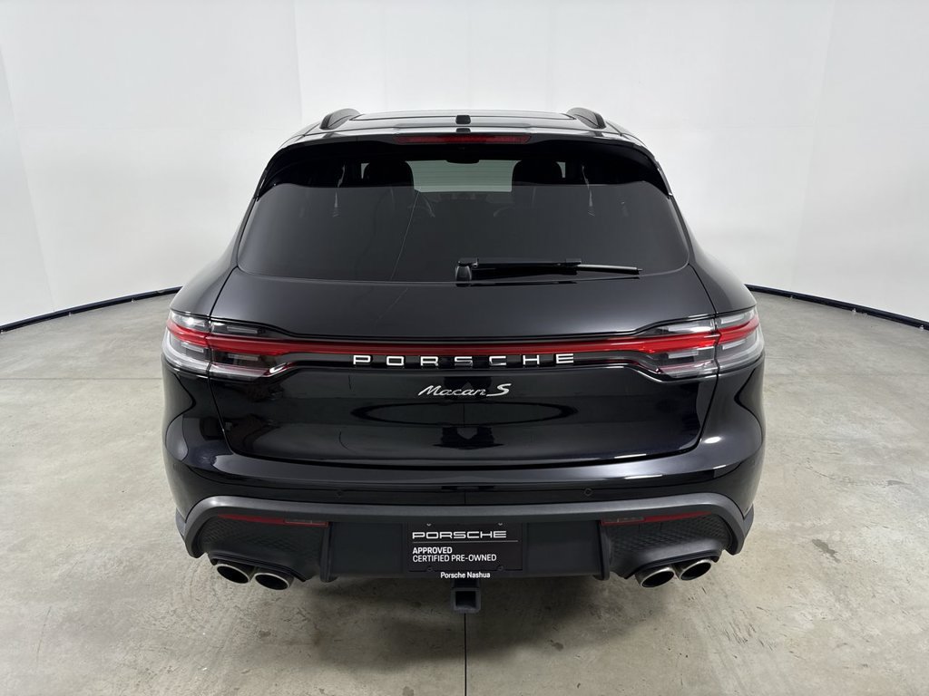 Certified 2024 Porsche Macan S AWD/4WD image 6