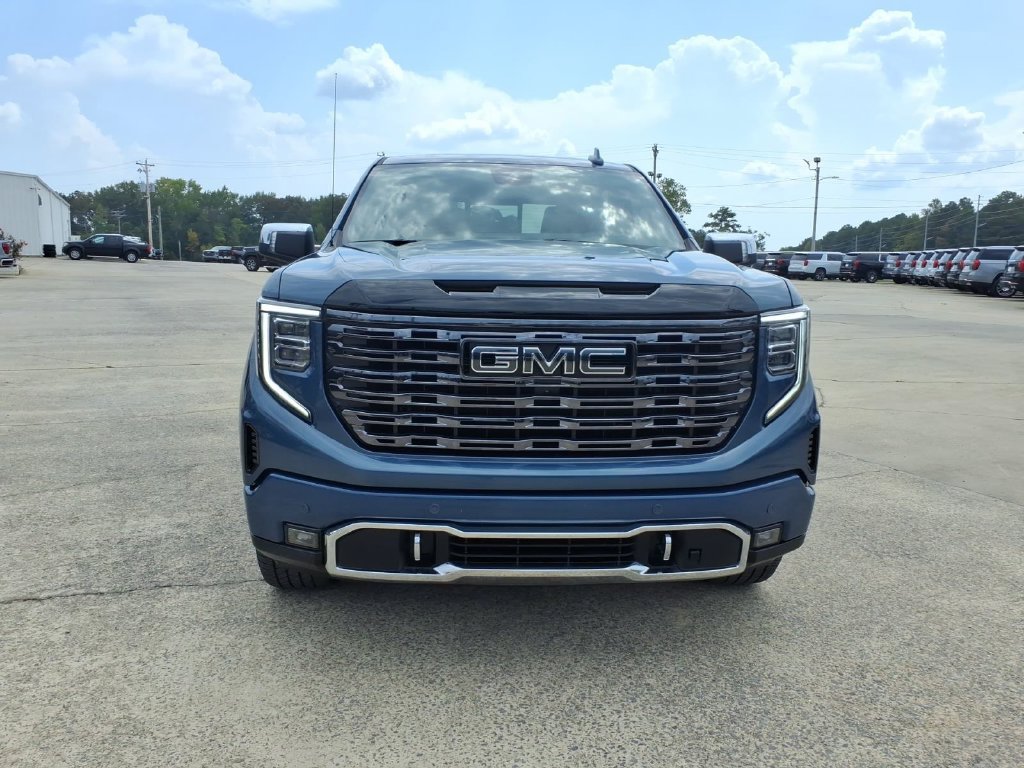 Used 2025 GMC Sierra 1500 Denali Ultimate AWD/4WD image 2