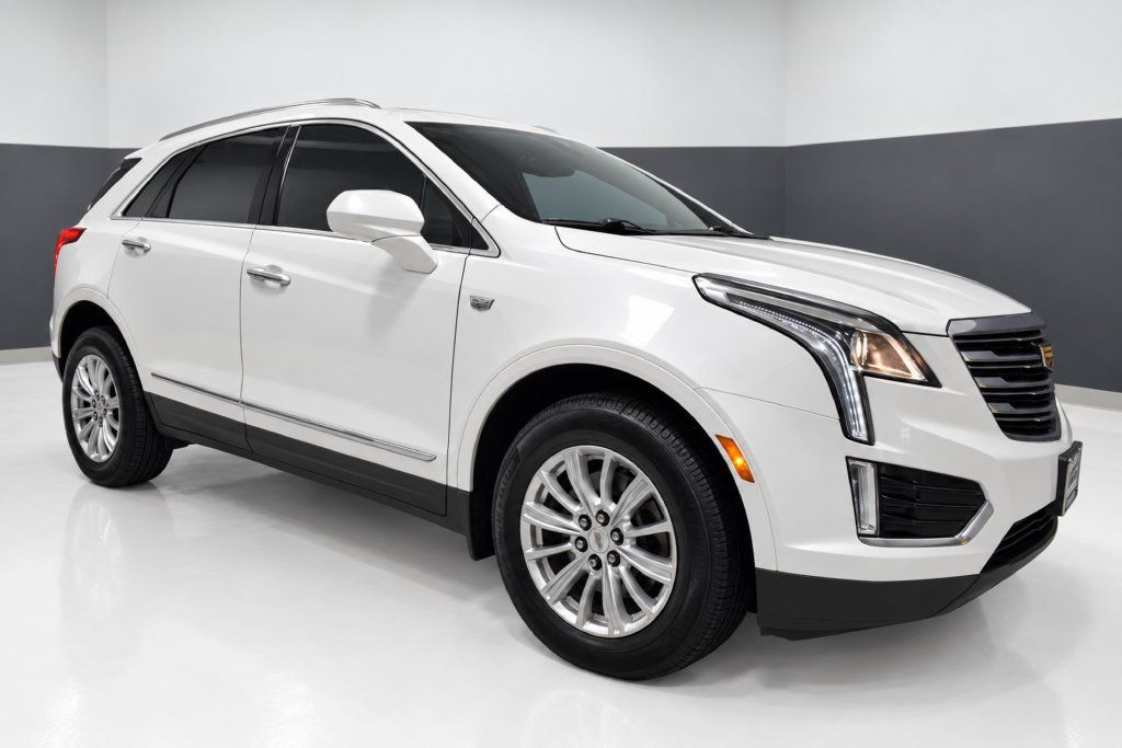 Used 2018 Cadillac XT5 FWD image 7