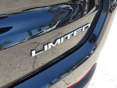 Used 2022 Jeep Compass Limited image 6