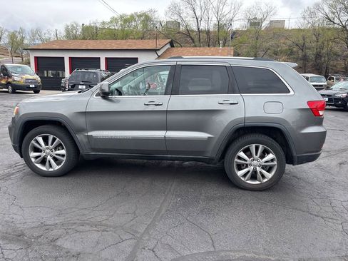 Used 2013 Jeep Grand Cherokee Laredo image 11
