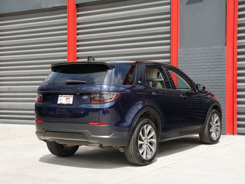 Used 2023 Land Rover Discovery Sport SE AWD/4WD image 8