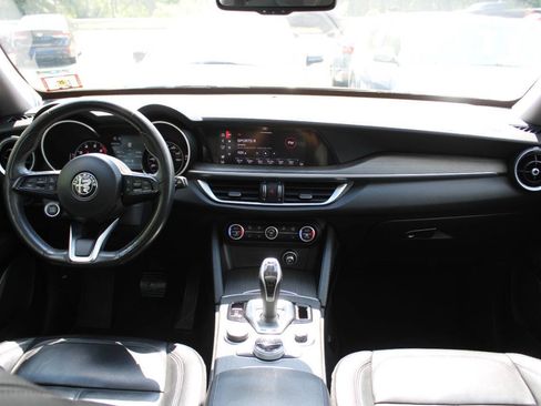 Used 2020 Alfa Romeo Stelvio Ti w/ Active Blind Spot Package AWD/4WD image 35