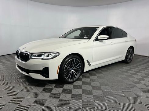 Used 2022 BMW 530i 530i w/ Convenience Package image 9