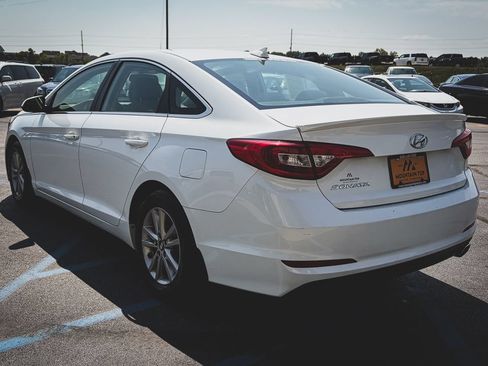 Used 2016 Hyundai Sonata SE w/ Cargo Package FWD image 22