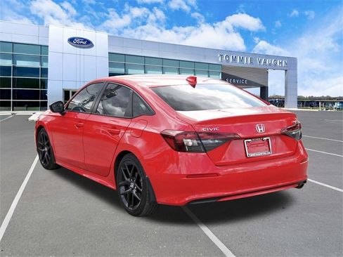 Used 2025 Honda Civic Sport image 2