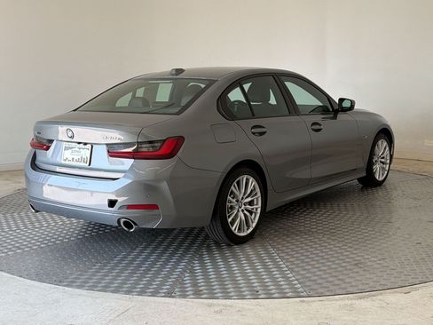 Used 2023 BMW 330e xDrive w/ Premium Package AWD/4WD image 9