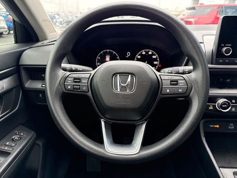 Used 2024 Honda CR-V EX image 17