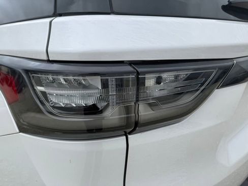 Used 2020 Chevrolet Traverse Premier w/ Redline Edition image 10