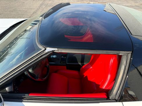 Used 1996 Chevrolet Corvette Coupe image 30