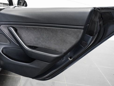 Used 2020 Tesla Model 3 Long Range image 45