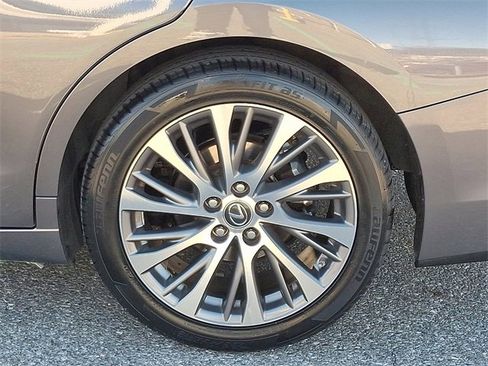 Used 2021 Lexus ES 350 w/ Premium Package image 8