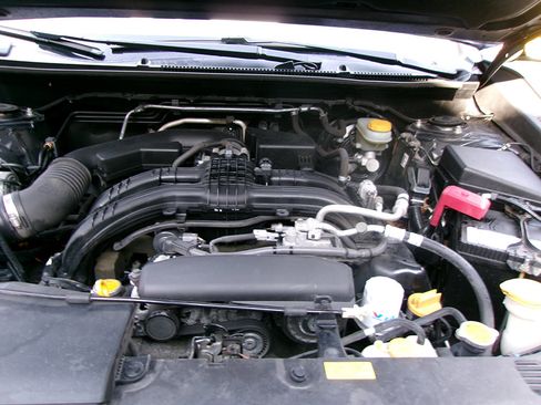 Used 2018 Subaru Crosstrek 2.0i Limited AWD/4WD image 9