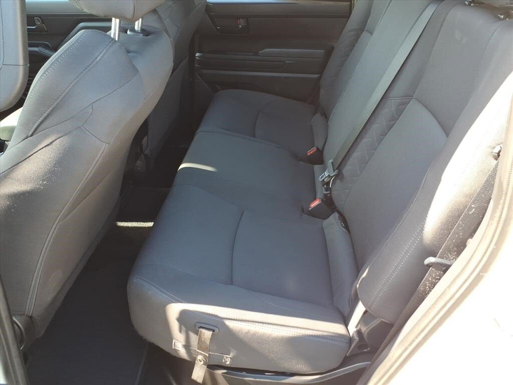 Used 2024 Toyota Tacoma SR5 AWD/4WD image 14