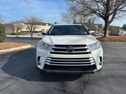 Used 2019 Toyota Highlander Plus image 9