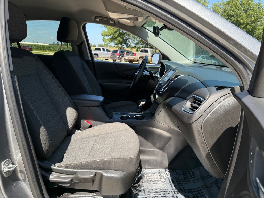 Used 2024 Chevrolet Equinox LT AWD/4WD image 41