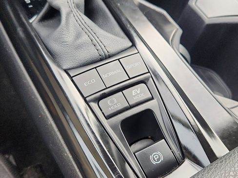 Used 2025 Toyota Camry LE image 26