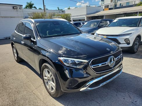 Used 2025 Mercedes-Benz GLC 300 image 7