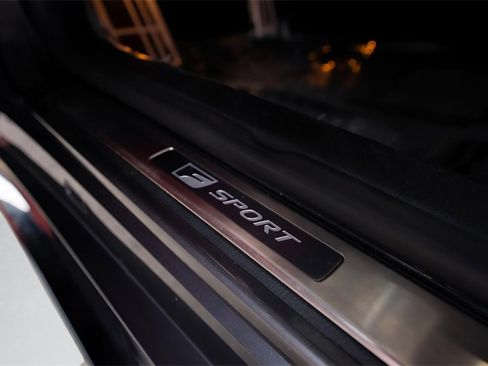 Used 2022 Lexus IS 350 F Sport image 21