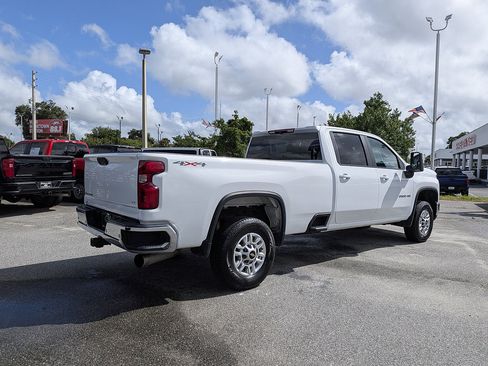 Certified 2025 Chevrolet Silverado 2500 LT w/ Safety Package AWD/4WD image 3