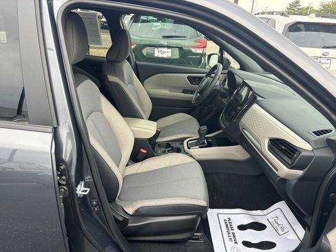 Certified 2025 Subaru Forester Premium AWD/4WD image 10