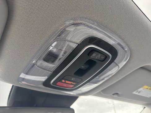 New 2026 Hyundai Elantra Limited FWD image 30