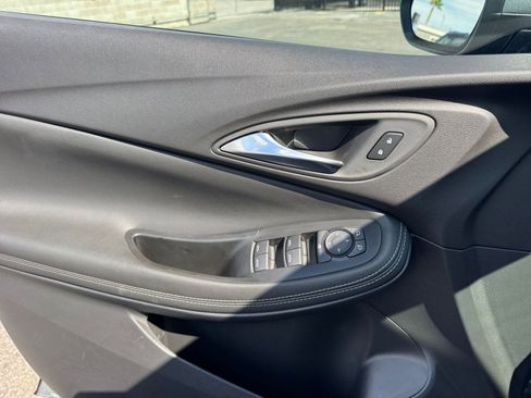 Used 2025 Buick Encore GX Preferred image 20