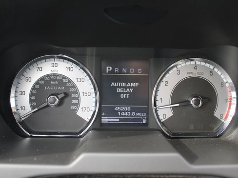 Used 2009 Jaguar XF Premium image 23