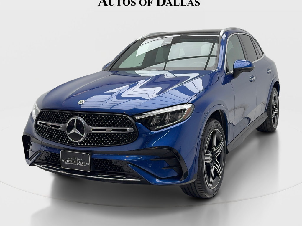 Used 2023 Mercedes-Benz GLC 300 w/ AMG Line image 5