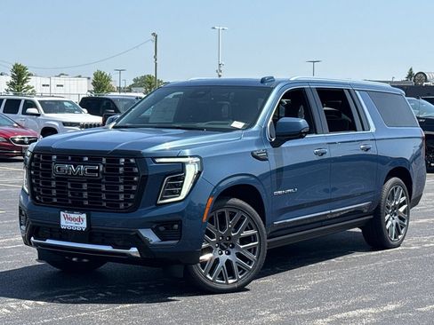 New 2026 GMC Yukon XL Denali Ultimate AWD/4WD image 2