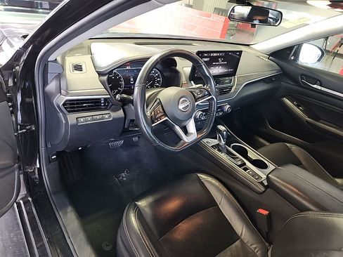 Used 2023 Nissan Altima 2.5 SL image 3